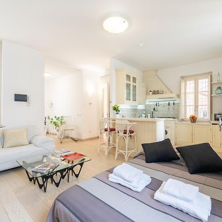 Teatro Regio Exclusive Apartment Парма Екстериор снимка