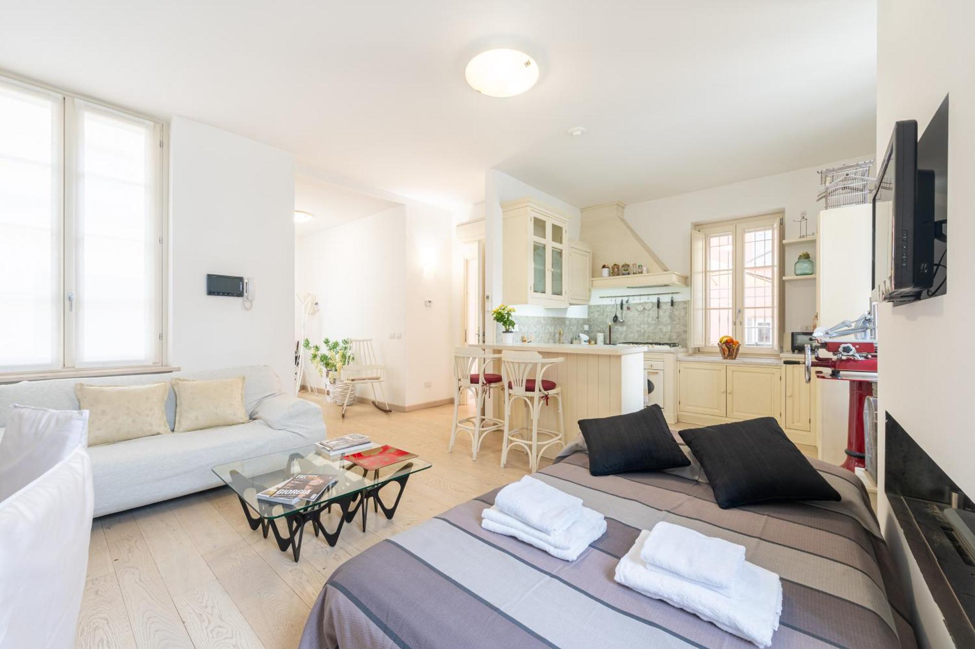 Teatro Regio Exclusive Apartment Парма Екстериор снимка