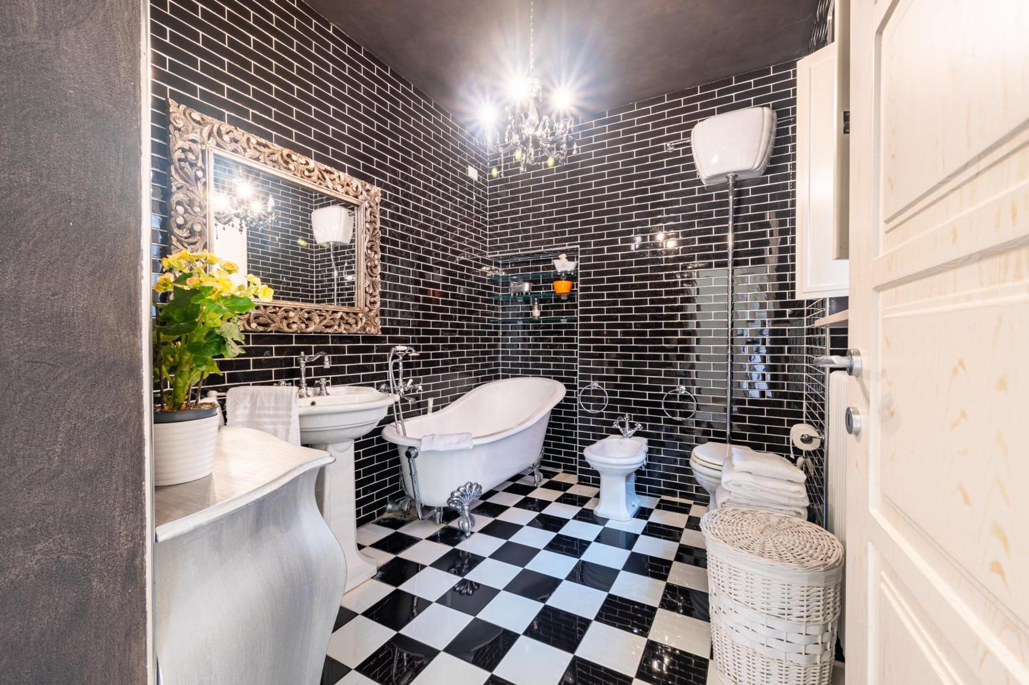 Teatro Regio Exclusive Apartment Парма Екстериор снимка